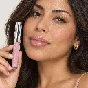 hy-lp-gls-0006-ballet-escape-lip-gloss-soft-pink-1057-wear.webp
