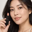 hy-lp-lst-0209-marigold-kiss-lipstick-nude-peach-1543-wear.webp