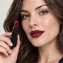 hy-lp-lst-0218-burgundy-jewel-lipstick-burgundy-1552-wear.webp