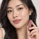 hy-lp-liq-0008-floral-aria-liquid-lipstick-dusty-rose-1664-wear.webp