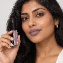 hy-lp-liq-0033-violet-soiree-liquid-lipstick-mauve-grey-1719-wear.webp