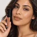 hy-lp-liq-0048-mahogany-dream-liquid-lipstick-caramel-1734-wear.webp