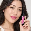 hy-lp-liq-0068-rosewater-romance-liquid-lipstick-pink-1784-wear.webp