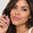 hy-lp-liq-0070-rosy-crush-liquid-lipstick-soft-rose-1786-wear.webp