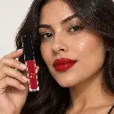 hy-lp-liq-0082-garnet-allure-liquid-lipstick-red-1798-wear.webp