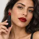 hy-lp-lst-0057-rouge-memory-lipstick-deep-red-1181-wear.webp