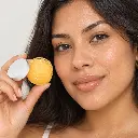 hy-lp-trt-0009-gentle-bliss-lip-balm-mango-1846-wear.webp
