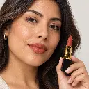 hy-lp-lst-0019-copper-velvet-lipstick-terracotta-1143-wear.webp