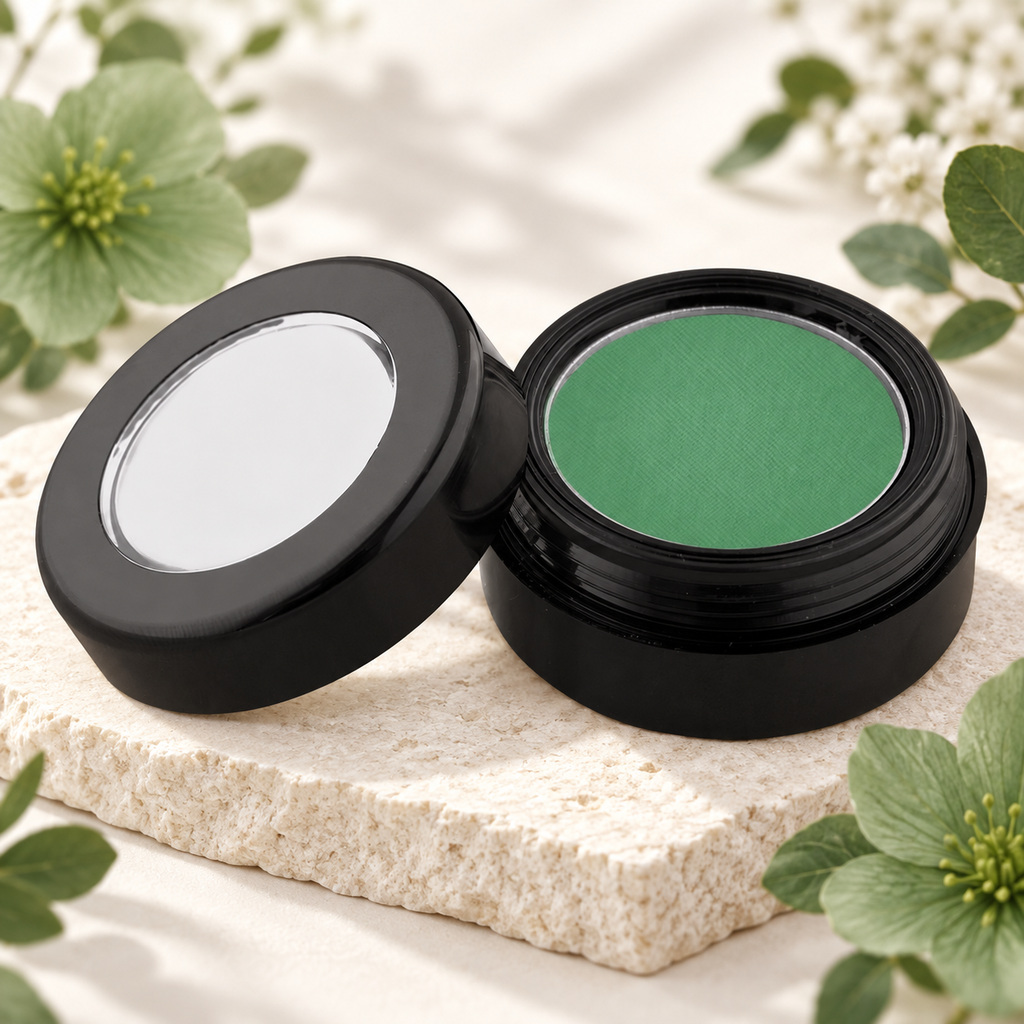 Verdant Gleam Eyeshadow – Emerald Green
